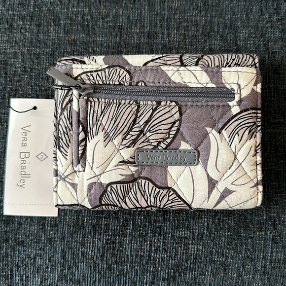 Vera Bradley Women’s RFID Mini Trifold Wallet in Moon Shadow Meadow - Picture 6 of 8